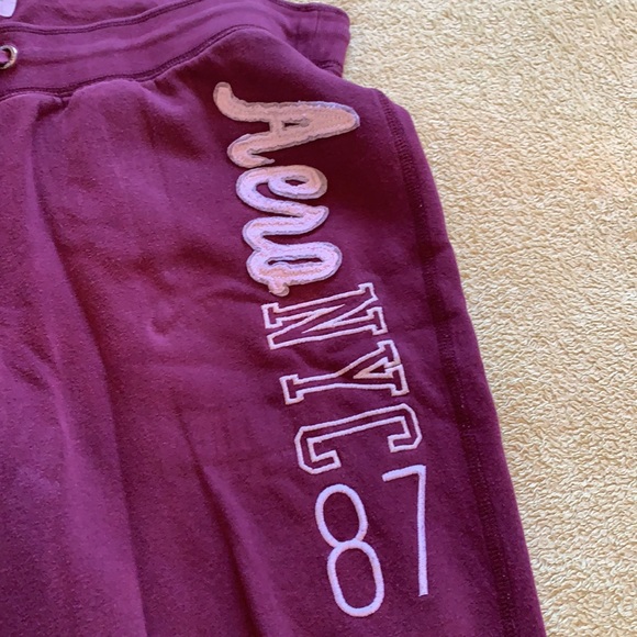 Maroon, xl aéropostale joggers - Picture 2 of 5
